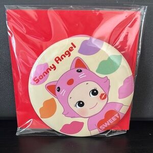 Sonny Angel Kiss Kiss Series Limited Edition Hand Mirror ❤️